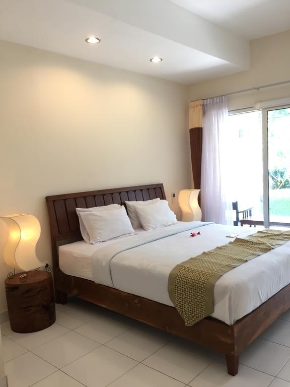 Hotel Minak Jinggo Бануванги Екстериор снимка