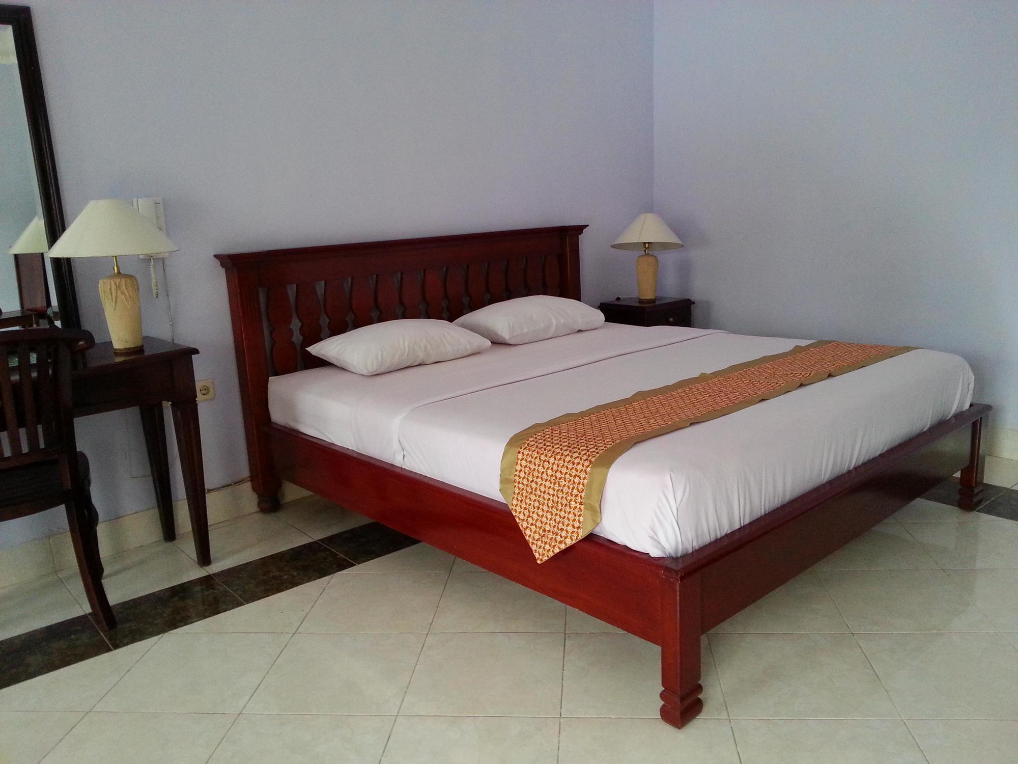 Hotel Minak Jinggo Бануванги Екстериор снимка
